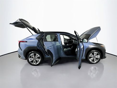 Used 2023 Subaru Solterra AWD image 25