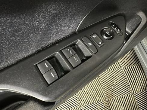 Used 2019 Honda Insight EX image 10