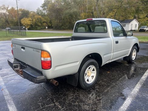 Used 2004 Toyota Tacoma 2WD Regular Cab image 5