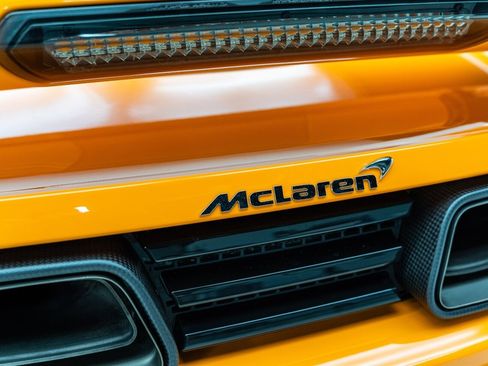 Used 2014 McLaren MP4-12C Spider RWD image 95