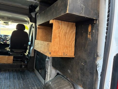 Used 2017 RAM ProMaster 2500 w/ Interior Convenience Group image 21