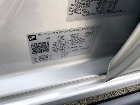 Used 2022 Chevrolet Silverado 1500 RST RWD image 30
