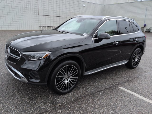 Certified 2026 Mercedes-Benz GLC 300 image 8