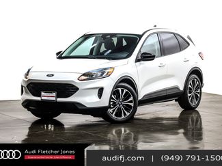 Used 2022 Ford Escape SE w/ SE Sport Appearance Package image 1