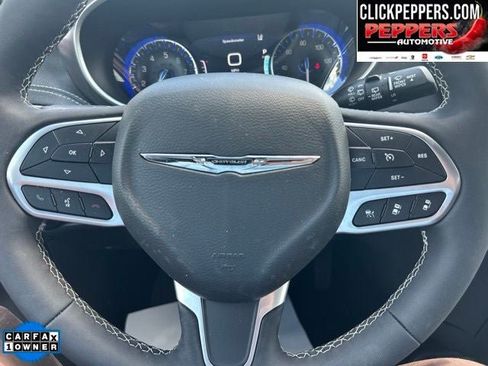 Used 2026 Chrysler Pacifica Select AWD/4WD image 16