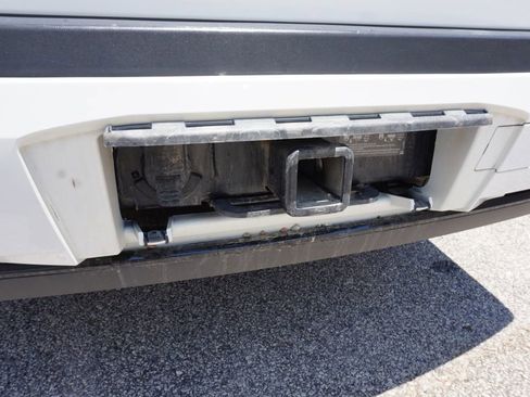 Used 2019 Cadillac Escalade Platinum image 9