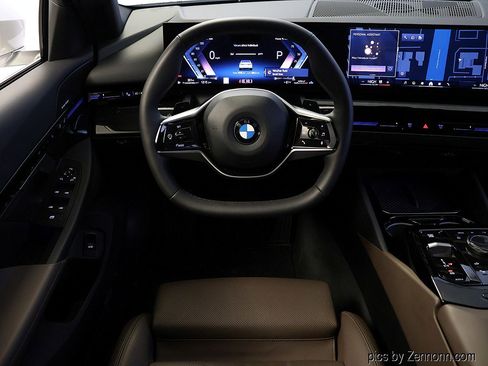 Used 2025 BMW 530i xDrive 530i xDrive image 14