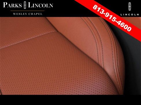 New 2025 Lincoln Aviator Reserve w/ Luxury Package image 16