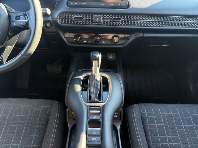 Used 2024 Honda HR-V Sport image 11