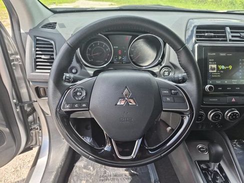Used 2025 Mitsubishi Outlander Sport SE AWD/4WD image 22