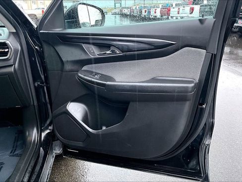 Used 2025 Chevrolet TrailBlazer LT image 24