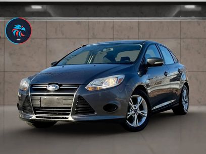 Used 2014 Ford Focus SE w/ SE Winter Package