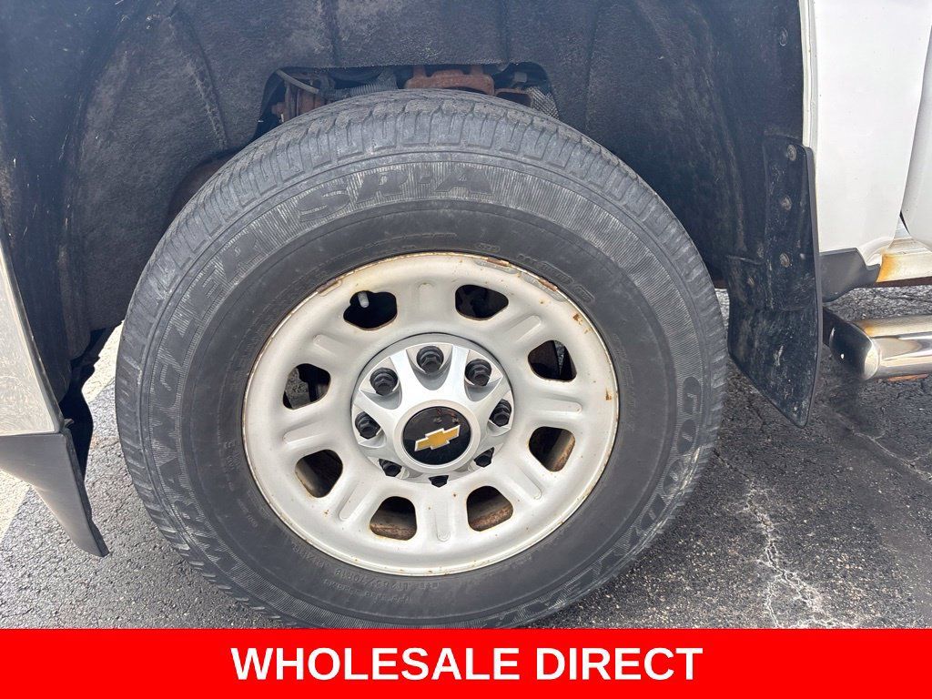 Used 2016 Chevrolet Silverado 2500 W/T w/ WT Convenience Package AWD/4WD image 9