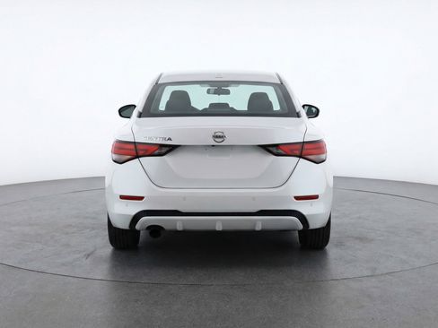 Used 2025 Nissan Sentra SV FWD image 7