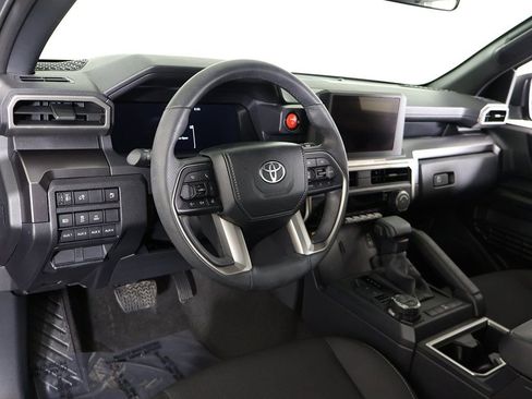 Used 2025 Toyota 4Runner TRD Off-Road AWD/4WD image 26