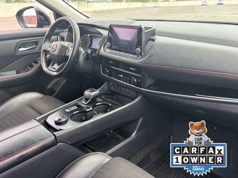 Certified 2025 Nissan Rogue SV AWD/4WD image 13