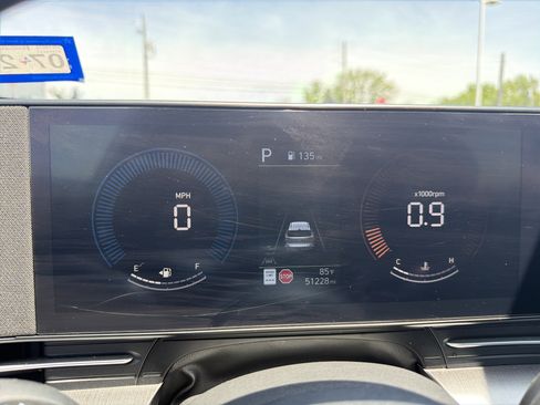 Used 2025 Hyundai Kona SEL AWD/4WD image 20
