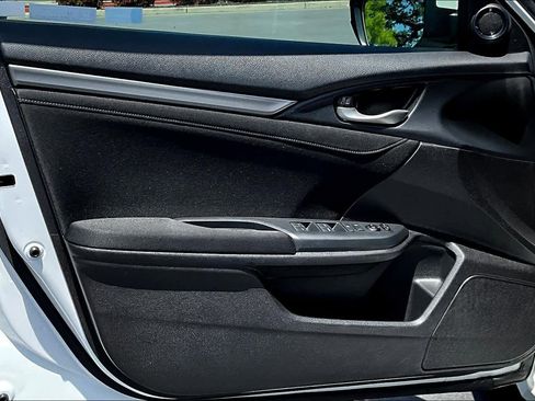 Used 2020 Honda Civic EX image 25