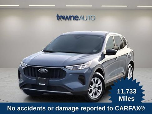 Used 2023 Ford Escape Active w/ Tech Pack #1 AWD/4WD image 1