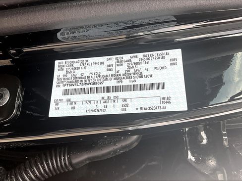 Used 2024 Ford F150 Lightning Lariat image 36