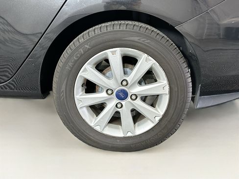 Used 2013 Ford Fiesta SE image 11