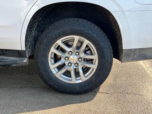 Used 2024 Chevrolet Tahoe LT AWD/4WD image 14