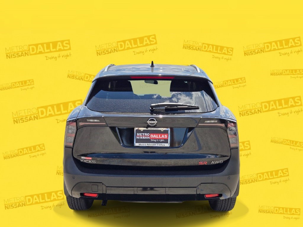 Certified 2025 Nissan Kicks SR AWD/4WD image 5