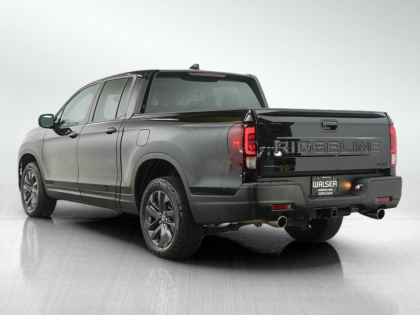 Used 2024 Honda Ridgeline Sport image 3