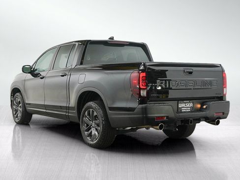 Used 2024 Honda Ridgeline Sport image 3