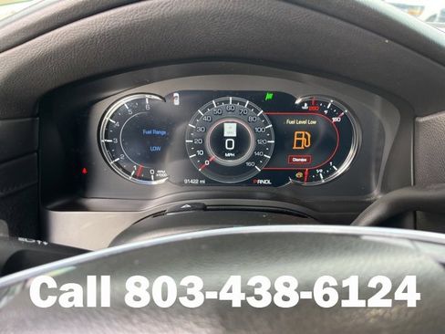 Used 2020 Cadillac Escalade Luxury image 23