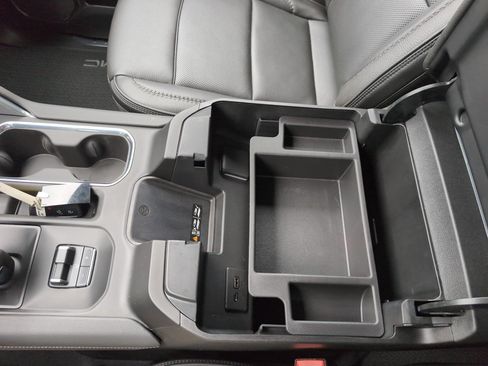 Used 2023 GMC Sierra 1500 Denali w/ Denali Reserve Package image 27