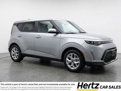 Used 2025 Kia Soul LX w/ LX Technology Package