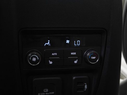 Used 2023 Buick Enclave Avenir w/ Trailering Package, 5000 lbs. AWD/4WD image 17