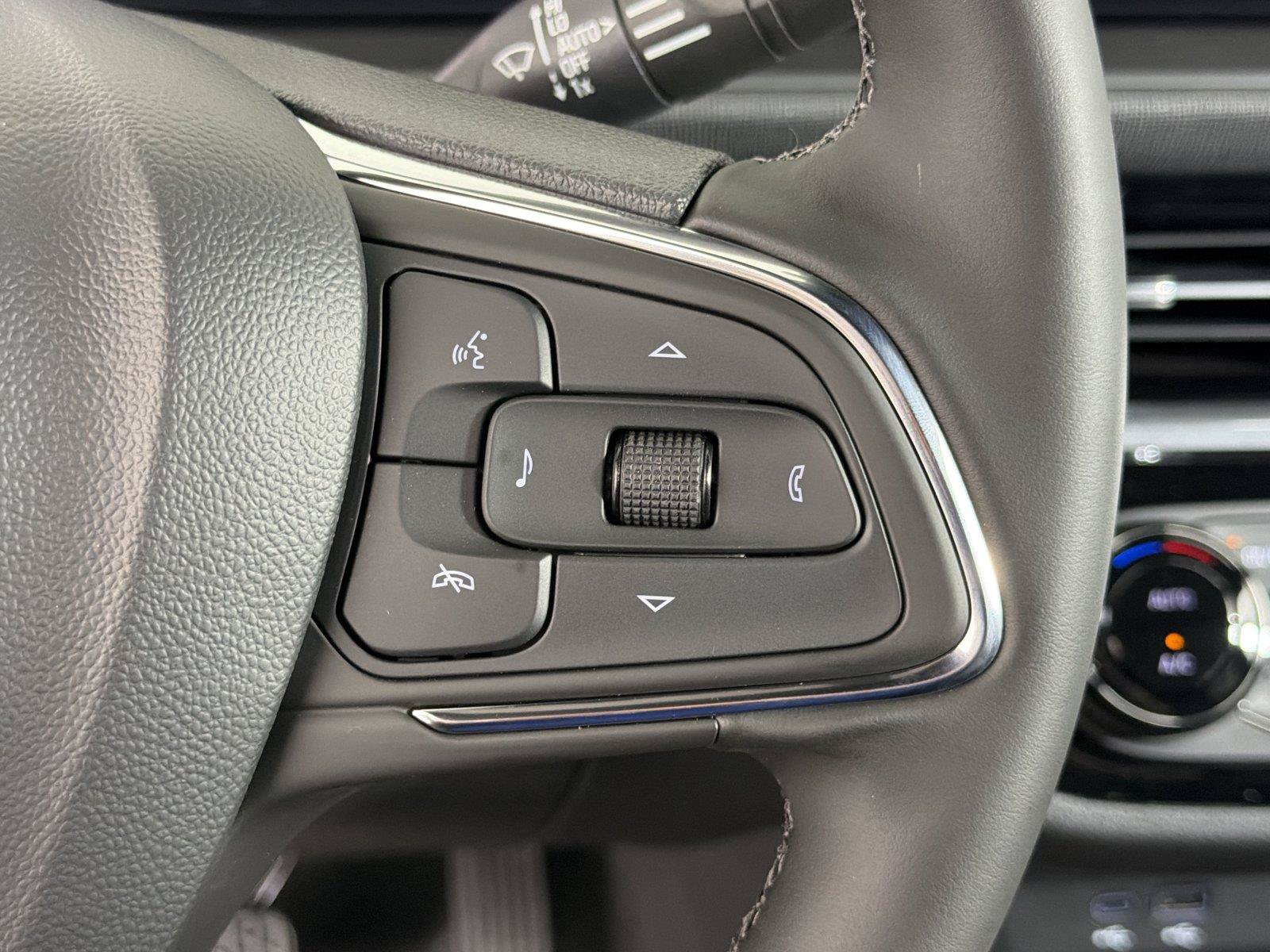 New 2026 Buick Envista Sport Touring w/ Convenience I Package FWD image 25