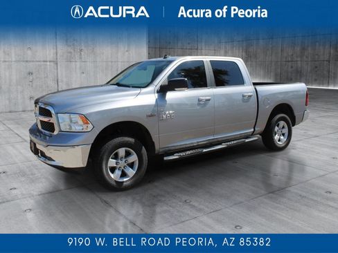Used 2020 RAM 1500 Classic SLT w/ Luxury Group AWD/4WD image 1