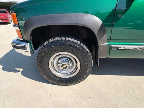 Used 1999 Chevrolet Silverado 2500 4x4 Crew Cab w/ Preferred Equipment Group 2 image 35