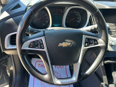 Used 2017 Chevrolet Equinox Premier w/ Enhanced Convenience Package FWD image 10
