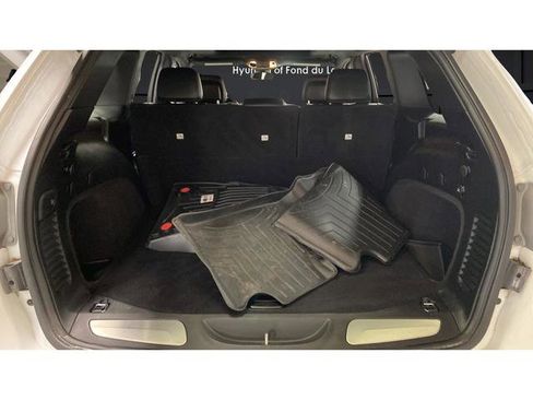 Used 2018 Jeep Grand Cherokee Limited AWD/4WD image 28