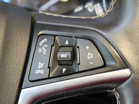 Used 2020 Buick Encore Preferred w/ Safety Package FWD image 21