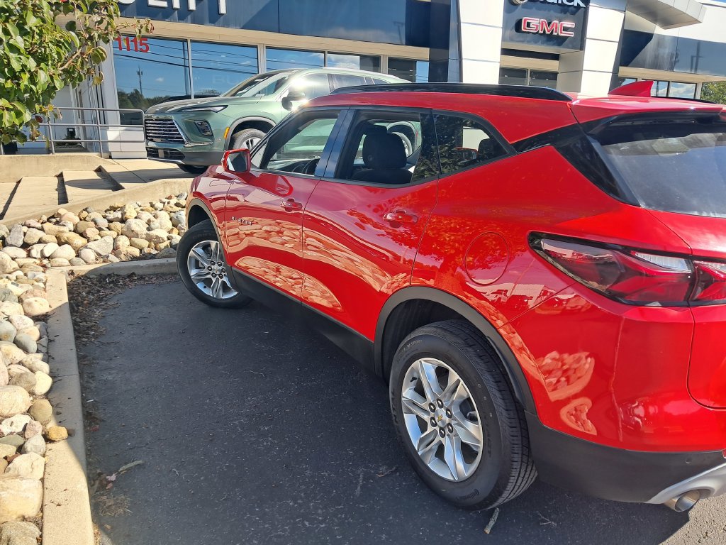 Used 2020 Chevrolet Blazer LT FWD image 8