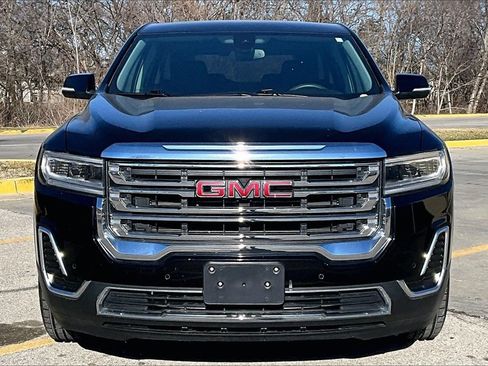 Used 2023 GMC Acadia SLE image 2