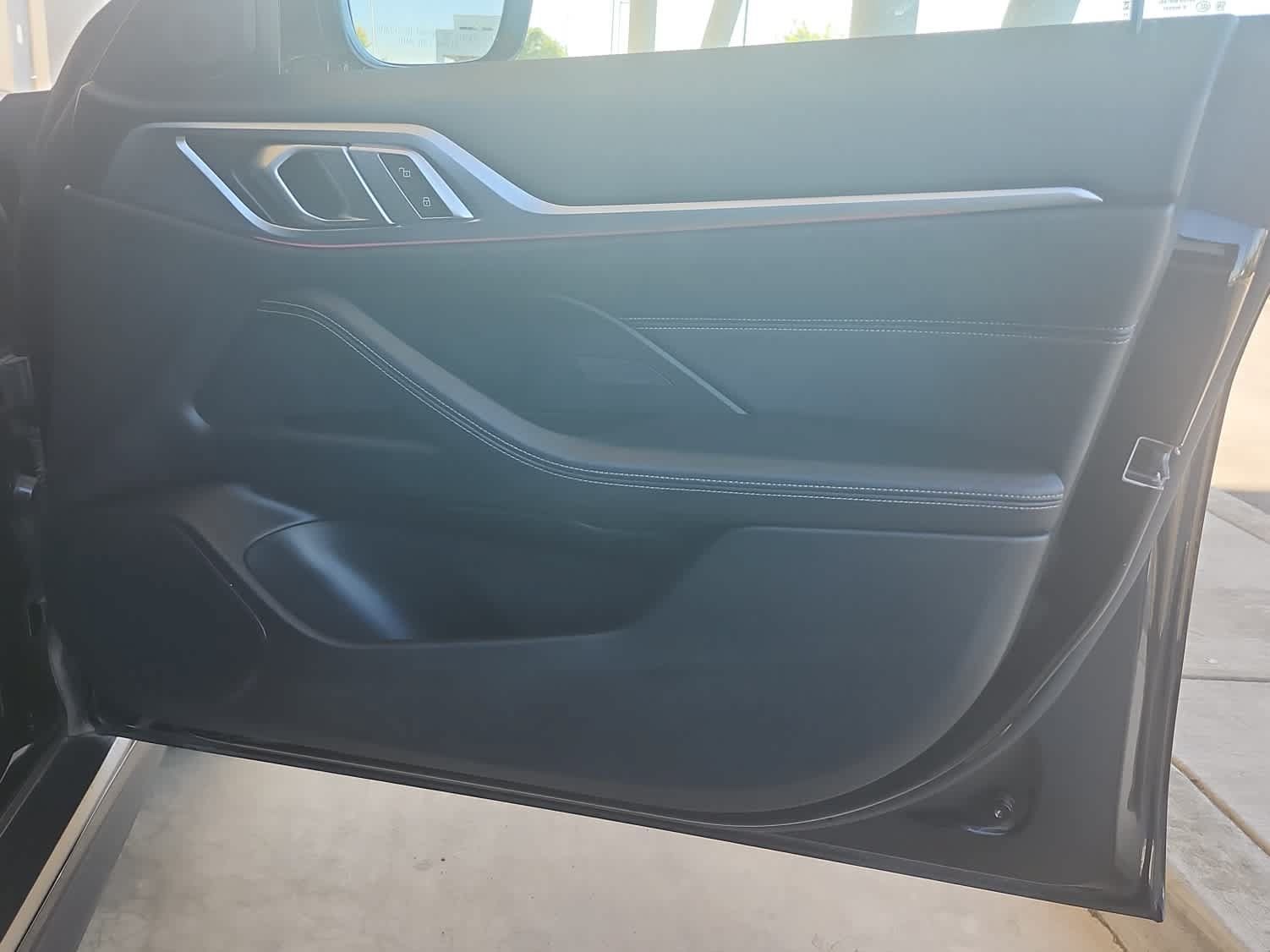 Used 2023 BMW i4 eDrive40 w/ Premium Package RWD image 12