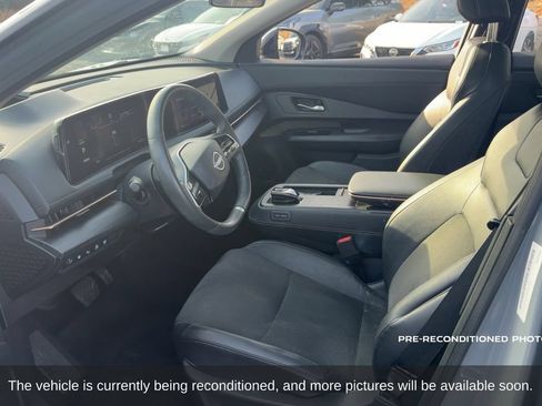 Used 2024 Nissan Ariya FWD image 11