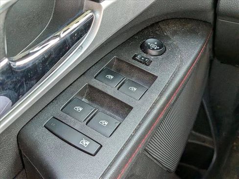 Used 2011 Chevrolet Equinox LT w/ Driver Convenience Package image 13