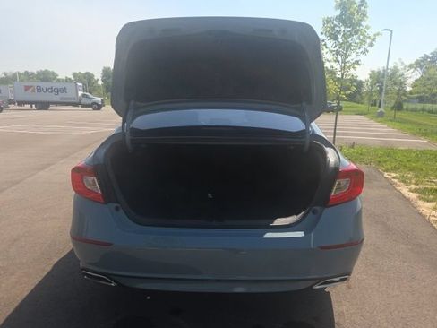 Used 2021 Honda Accord Sport image 10