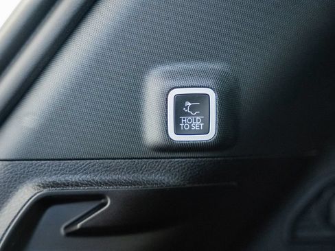 New 2026 Jeep Grand Cherokee Laredo X AWD/4WD image 11