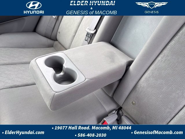 Used 2010 Hyundai Elantra GLS FWD image 23