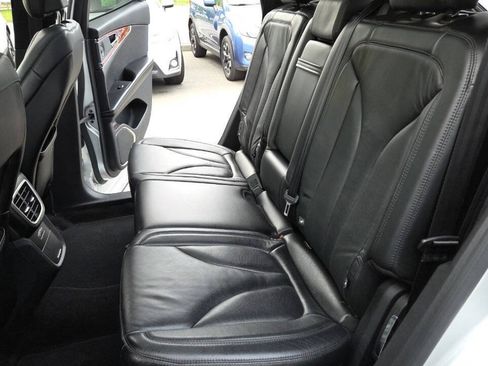 Used 2016 Lincoln MKX Select w/ Select Plus Package AWD/4WD image 31
