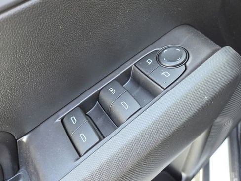 New 2026 GMC Canyon Elevation w/ Convenience Package image 35