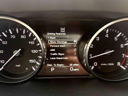 Used 2016 Land Rover Discovery Sport HSE AWD/4WD image 16
